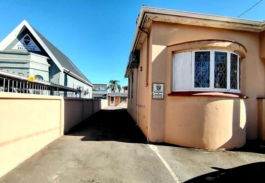  Bedroom Property for Sale in Southernwood Eastern Cape